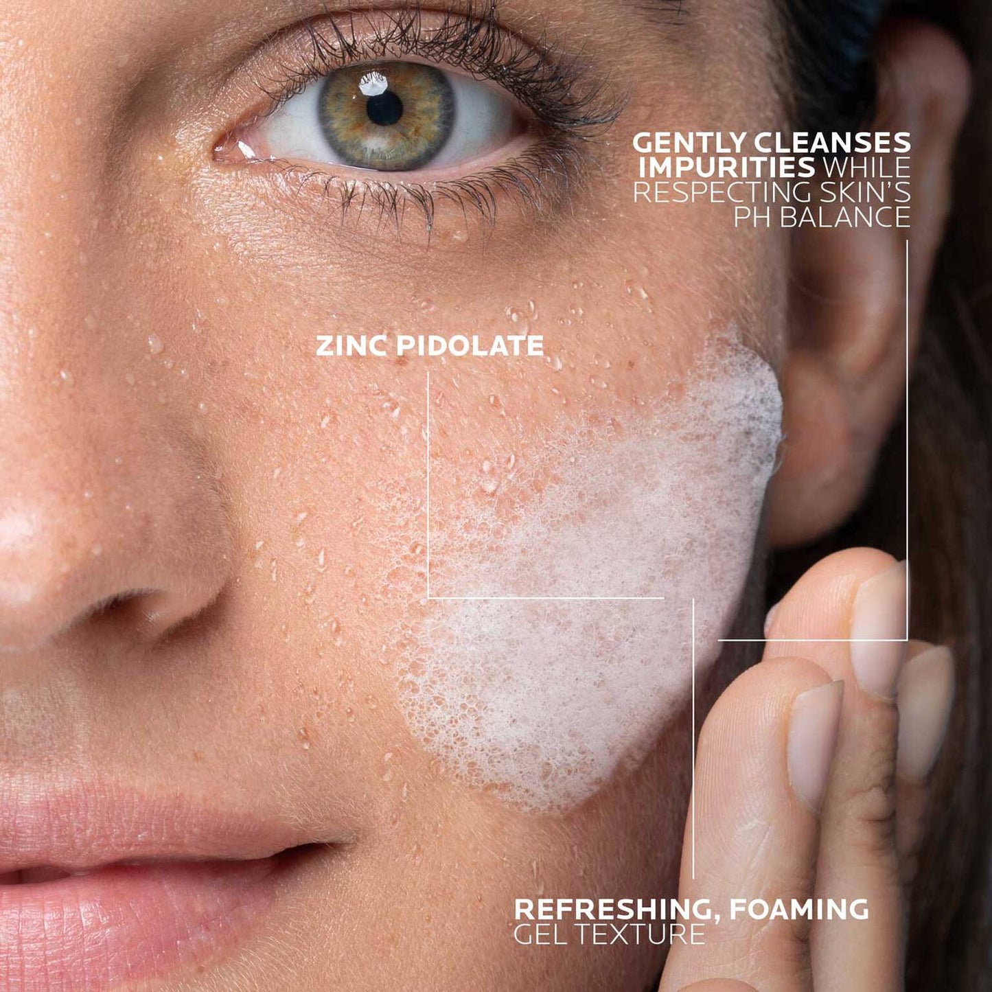 effaclar-gel-facial-wash-for-oily-skin-o9 LaRochePosay-Product-Effaclar-Effaclar-Foaming-Gel-400ml-3337872411991-texture-REV.jpg